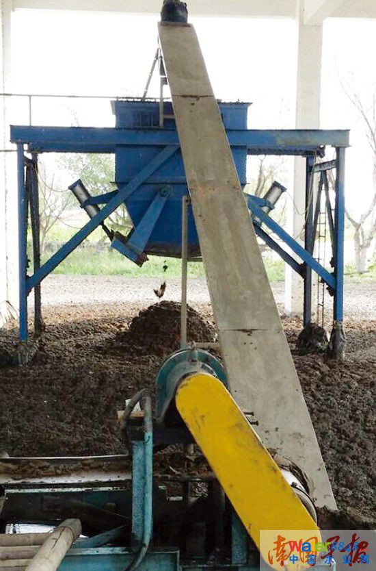 污泥正源源不斷產(chǎn)生。