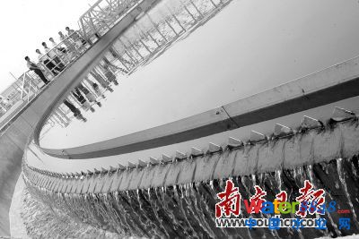 Vݽꌢ(du)ȫеˮSO(sh)ɻpO(sh)ʩYψDƬ