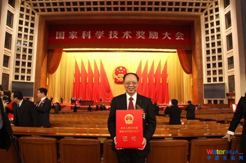 20181£W(xu)Ժ܊Ժʿڱ(hu)eе2017ȇҿƌW(xu)g(sh)(jing)(l)(hu)s@ȻƌW(xu)Ȫ(jing)